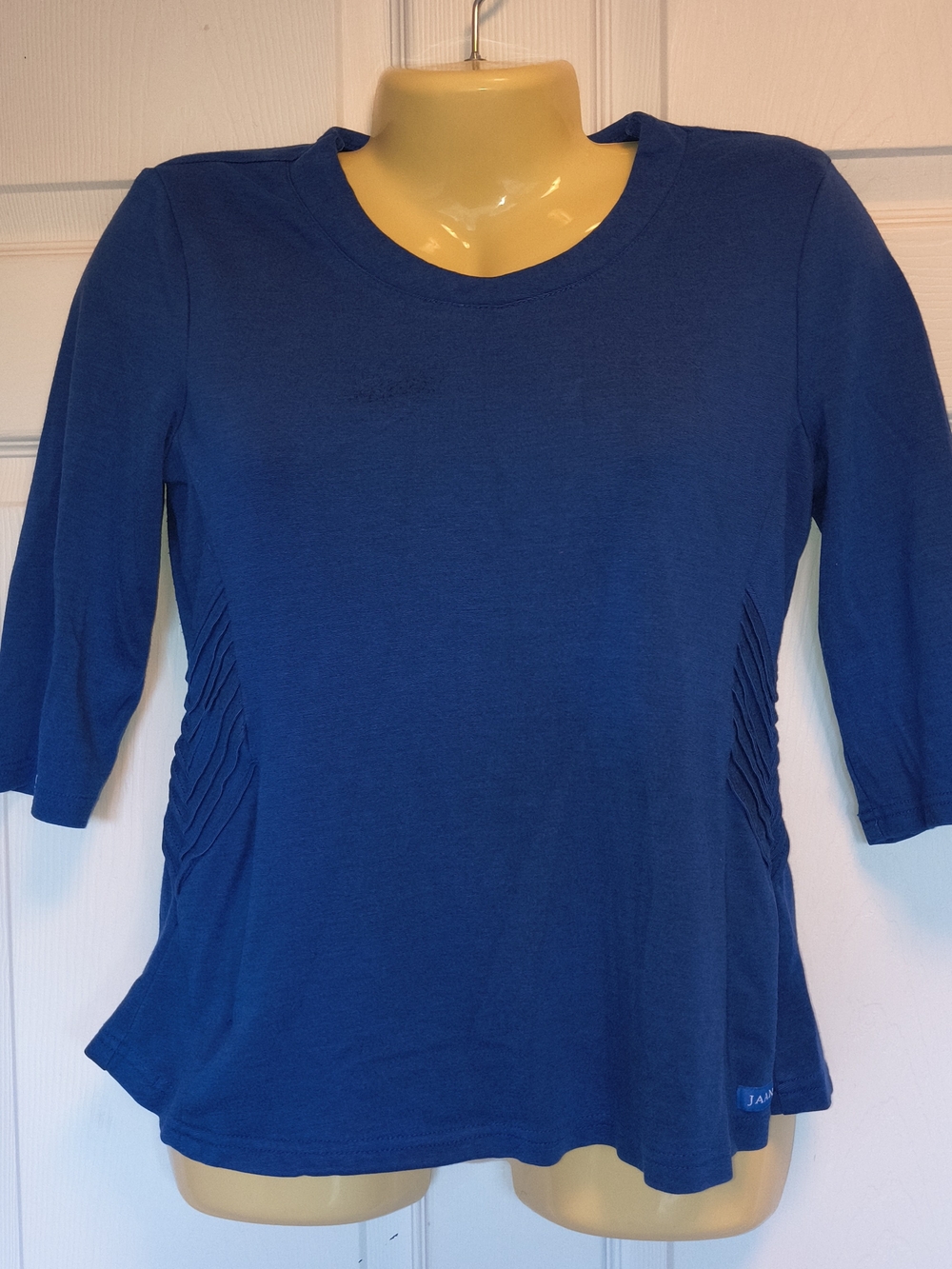 Jaanuu Royal Blue Pleated Side 3/4 Sleeve Scrub Top Size Medium M Style J96227